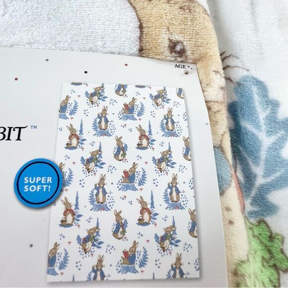 NWT Beatrix Potter The World Of Peter Rabbit Soft Plush Throw Blanket 50”x70” - Picture 5 of 5